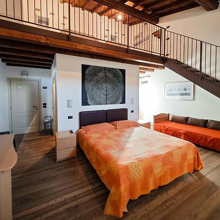 Agriturismo Nicobresaola ซอมมาคัมปาญา ภายนอก รูปภาพ