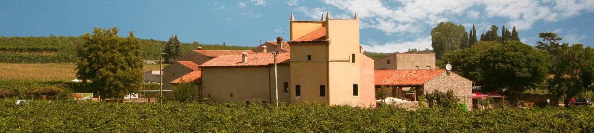 Agriturismo Nicobresaola ซอมมาคัมปาญา ภายนอก รูปภาพ